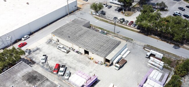 Plus de détails pour 930 E Oak St, Lakeland, FL - Industriel à louer