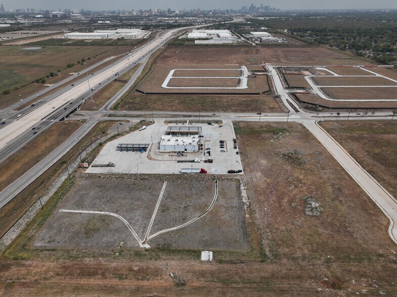 2920 Airport Blvd, Houston, TX à vendre - Photo du bâtiment - Image 3 de 3