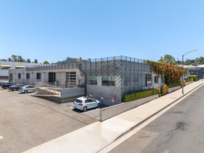 Plus de détails pour 3640 Holdrege Ave, Los Angeles, CA - Bureau à louer