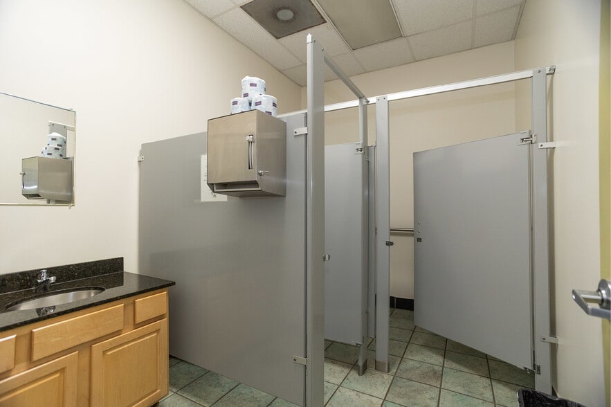 248 N Leavitt St, Chicago, IL à louer - Photo intérieure - Image 2 de 14