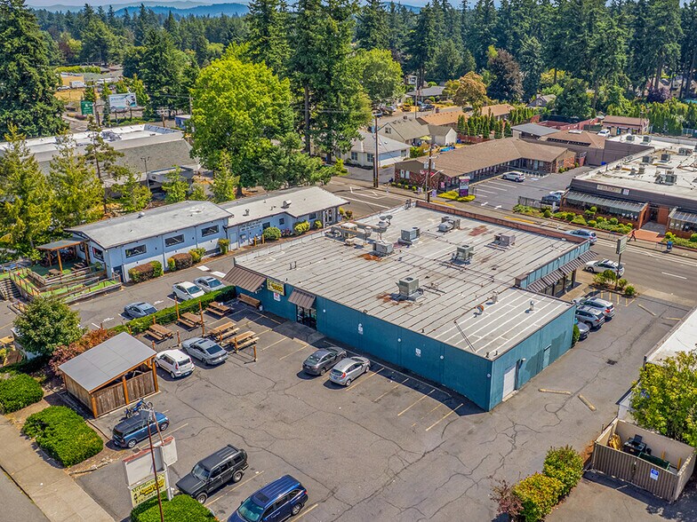11131 NE Halsey St, Portland, OR à vendre - Photo du bâtiment - Image 1 de 14