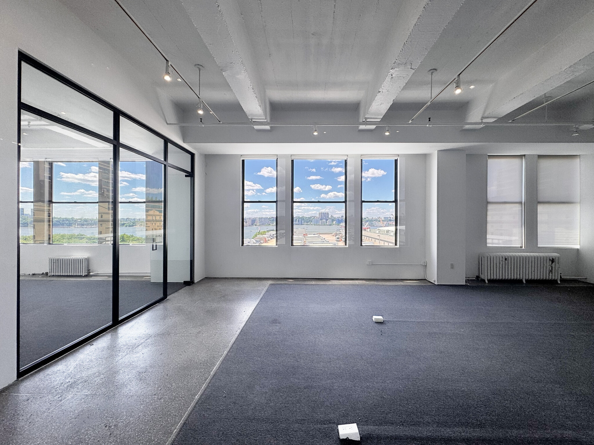 210 Eleventh Ave, New York, NY for lease Interior Photo- Image 1 of 9