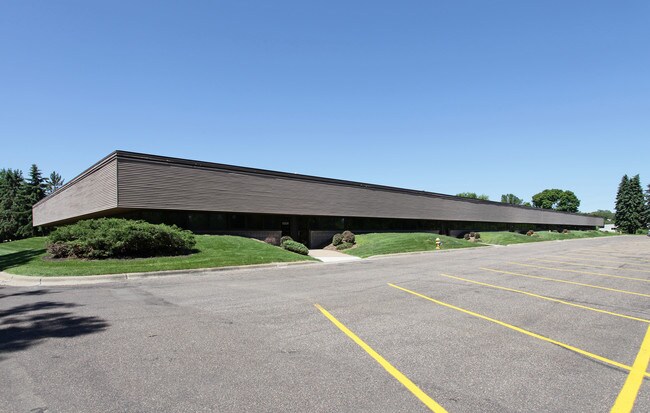 More details for 15301 Highway 55 W, Plymouth, MN - Flex for Lease
