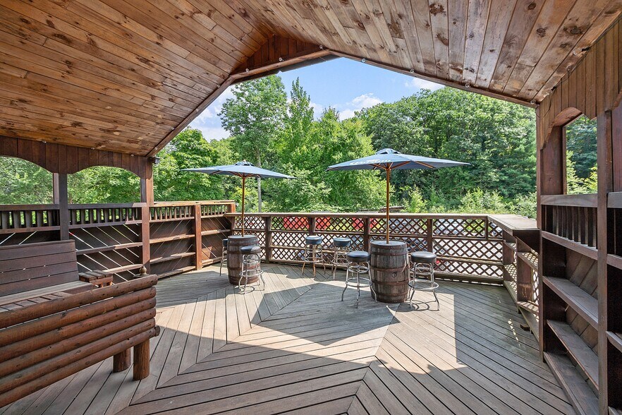 135 Westminster St, Fitchburg, MA à vendre - Photo du bâtiment - Image 2 de 9