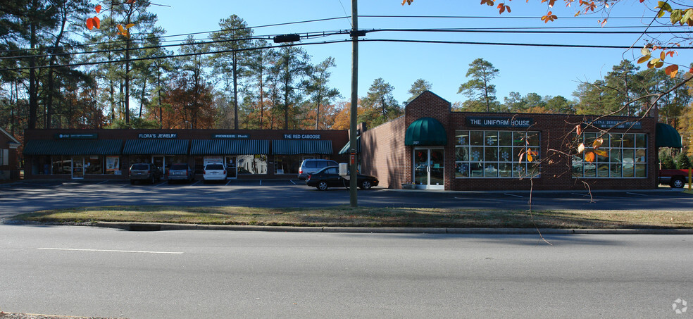 2509-2527 Sunset Ave, Rocky Mount, NC for lease - Primary Photo - Image 1 of 3