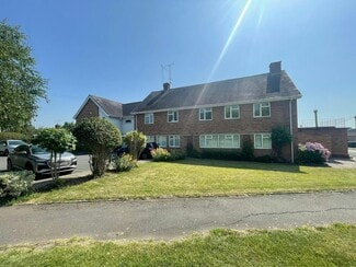 More details for 48 Station Rd, Pershore - Health Care for Sale