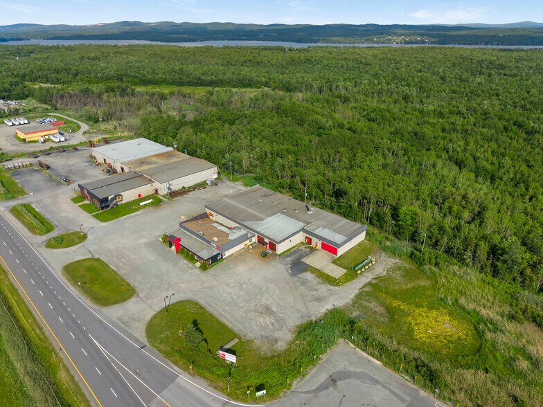 9330 Boul Bourque, Sherbrooke, QC à vendre - Photo du bâtiment - Image 2 de 21