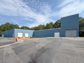 144 Industrial Dr, Forest City, NC for lease Interior Photo- Image 2 of 27