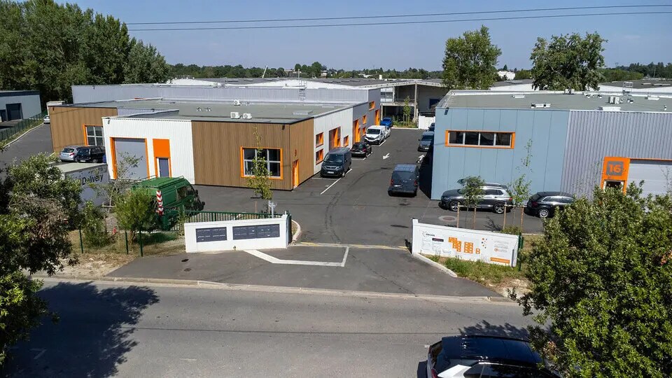 Flex dans Carbon-Blanc à louer - Photo du bâtiment - Image 1 de 8