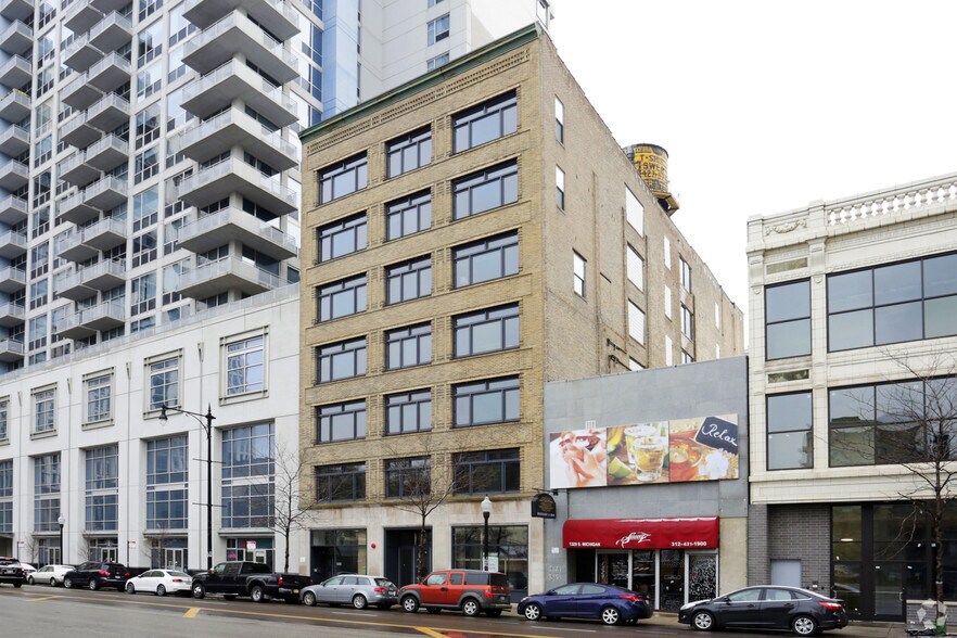 1323 S Michigan Ave, Chicago, IL à vendre - Photo du bâtiment - Image 2 de 13