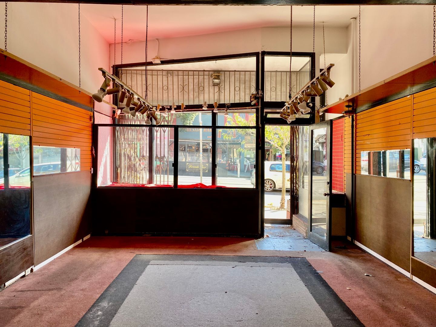 600-612 Irving St, San Francisco, CA à vendre Photo du bâtiment- Image 1 de 1