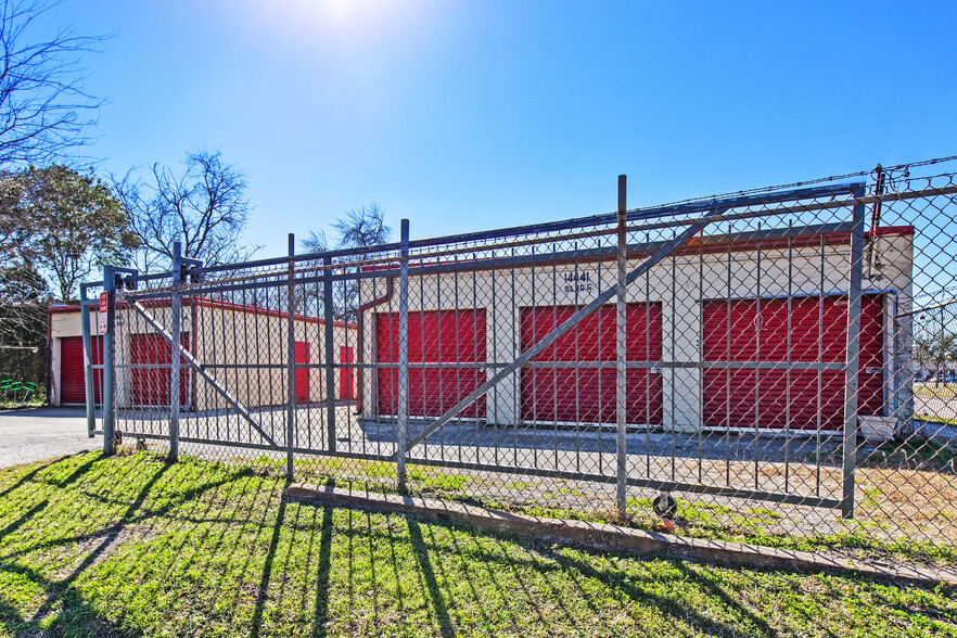 14365 S Post Oak Rd, Houston, TX à vendre - Photo du bâtiment - Image 1 de 1