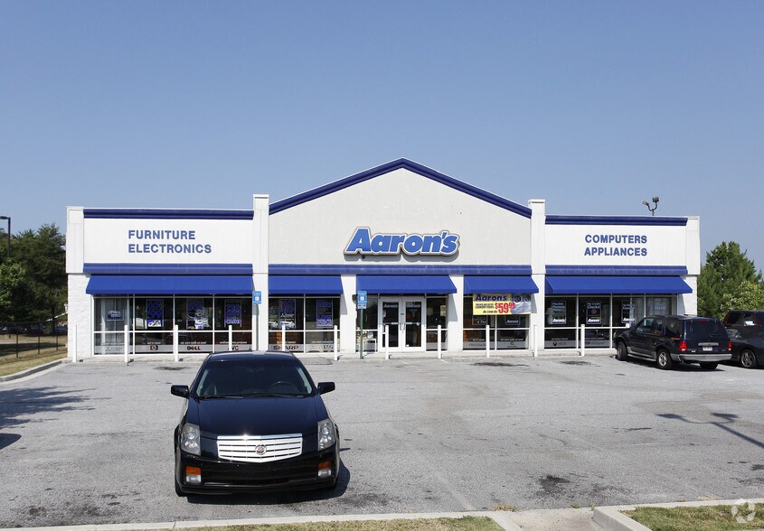 6707 Londonderry Way, Union City, GA à louer - Photo du bâtiment - Image 3 de 5