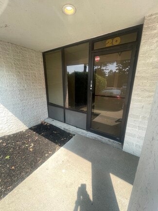 More details for 22 Old Dock Rd, Yaphank, NY - Office for Lease