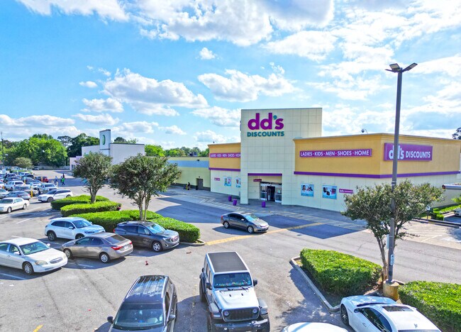 More details for 215 W Willow St, Lafayette, LA - Retail for Sale
