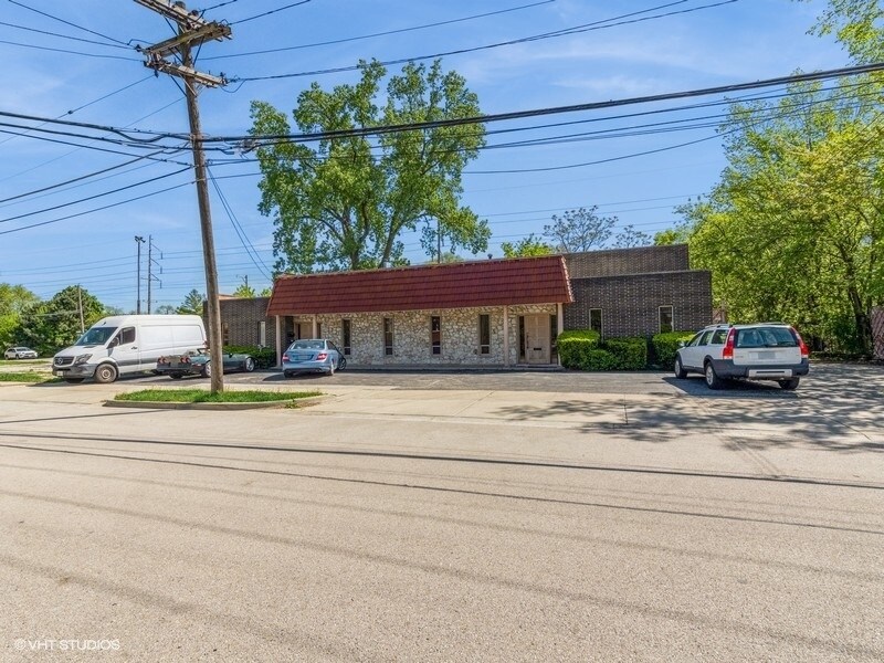 717-727 1st Ave, Des Plaines, IL à vendre Photo du bâtiment- Image 1 de 14