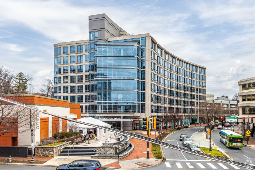5425-5481 Wisconsin Ave, Chevy Chase, MD for lease - Building Photo - Image 3 of 14