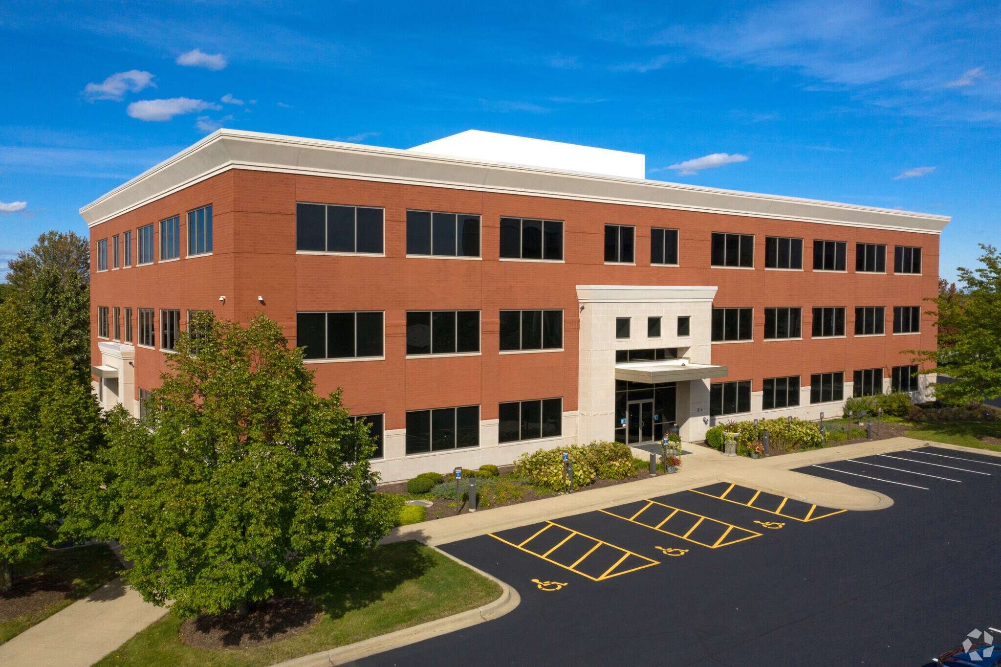 60 N Frontage Rd, Burr Ridge, IL for sale Building Photo- Image 1 of 1