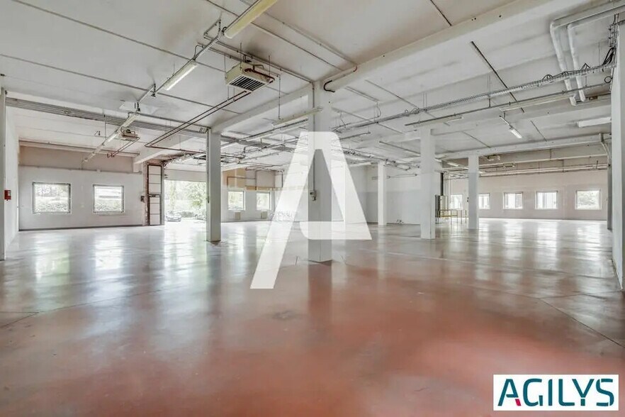 Flex dans Antony à louer - Photo du bâtiment - Image 2 de 8