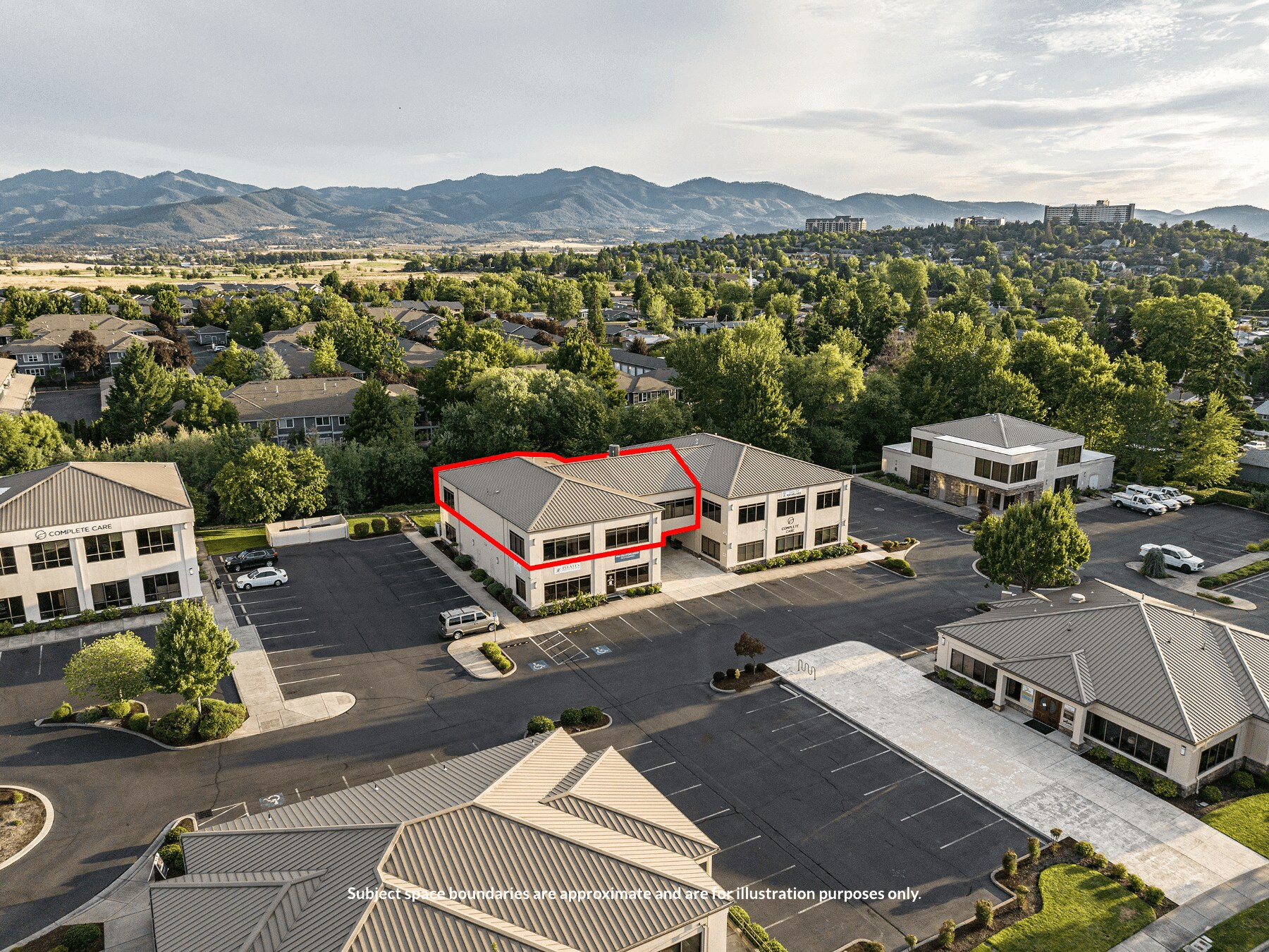 3132 State St, Medford, OR for lease Building Photo- Image 1 of 36