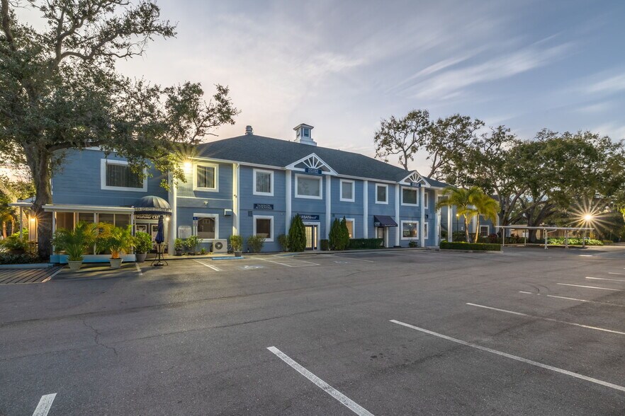 1465 S Fort Harrison Ave, Clearwater, FL à vendre - Photo du bâtiment - Image 2 de 26