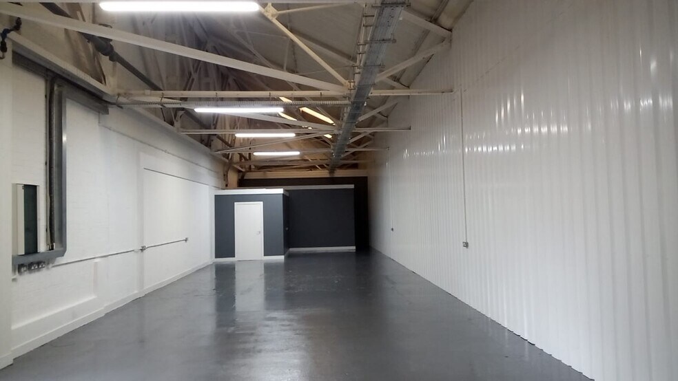 1651 Pershore Rd, Birmingham à louer - Photo du bâtiment - Image 3 de 5