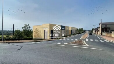 Flex dans Limas à louer Photo du bâtiment- Image 1 de 3