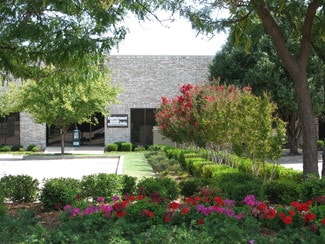 More details for 210 W Wilshire Blvd, Oklahoma City, OK - Flex, Industrial for Lease