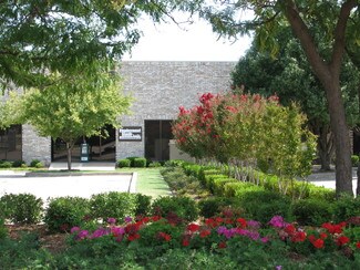 Plus de détails pour 210 W Wilshire Blvd, Oklahoma City, OK - Local d'activités, Industriel à louer