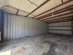 1814 City Hall Dr, Rosenberg, TX for lease Interior Photo- Image 2 of 5
