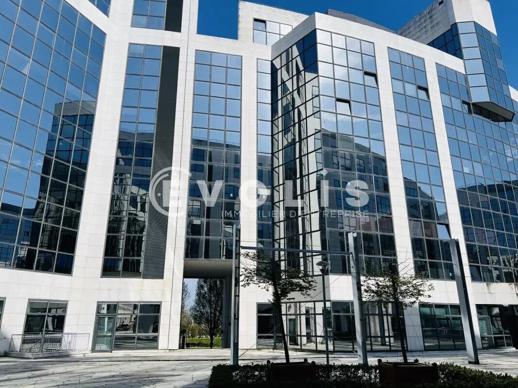 Bureau dans Noisy-le-Grand à louer Photo du bâtiment- Image 1 de 9