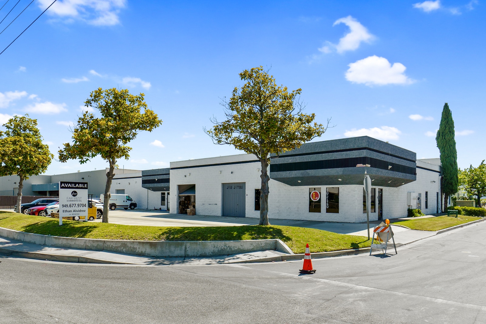 5482 Business Dr, Huntington Beach, CA for lease Building Photo- Image 1 of 11