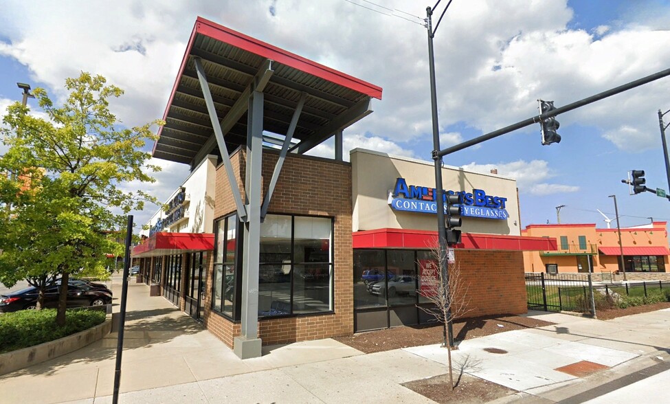 Bishop Plaza portfolio of 3 properties for sale on LoopNet.ca - Building Photo - Image 2 of 10