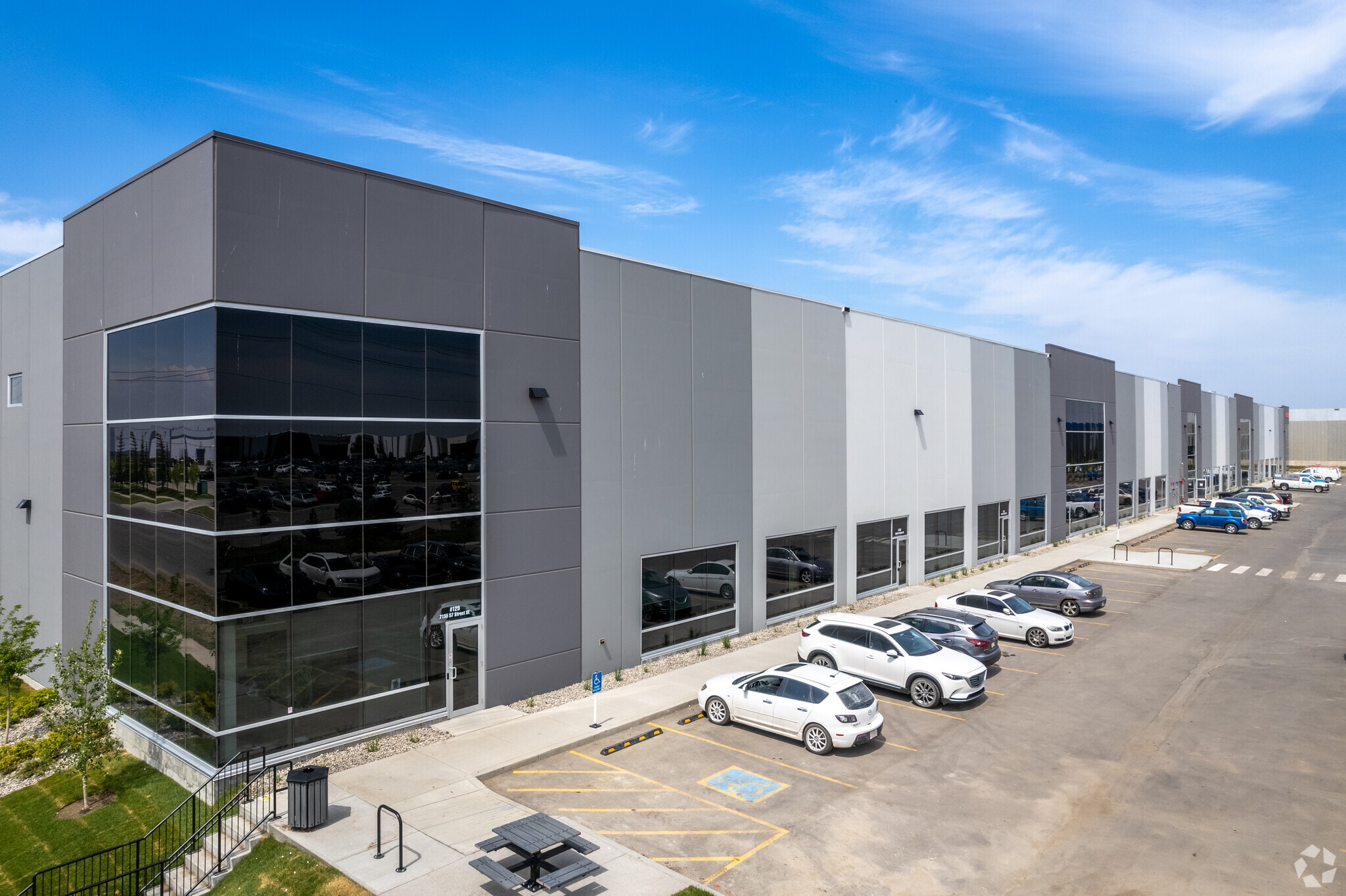 7155 57 St SE, Calgary, AB for lease Primary Photo- Image 1 of 10