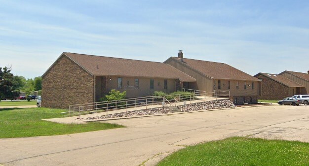 1477 Kenwood Dr, Menasha, WI à louer Photo du bâtiment- Image 1 de 13