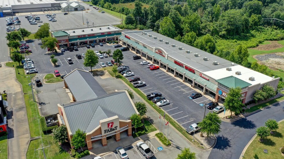 2030-2090 John Harden Dr, Jacksonville, AR à louer - Photo du bâtiment - Image 2 de 6
