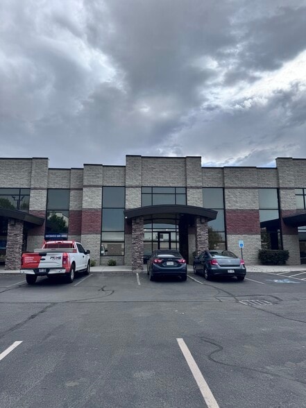 1755 W Sequoia Vista Cir, Salt Lake City, UT for lease - Building Photo - Image 1 of 9