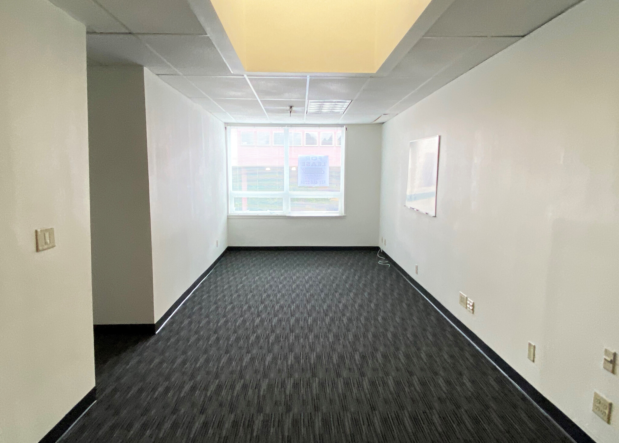 72 W Broadway, Eugene, OR for lease Interior Photo- Image 1 of 3