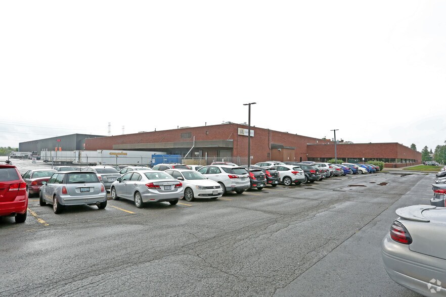 2370 Walkley Rd, Ottawa, ON à vendre - Photo du bâtiment - Image 1 de 1