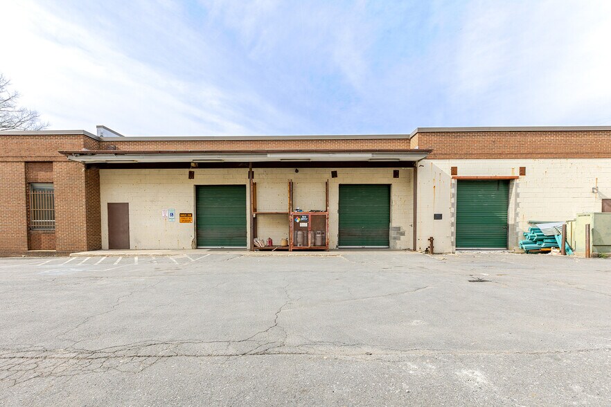 2120 Beaver Rd, Landover, MD à vendre - Photo du bâtiment - Image 3 de 16