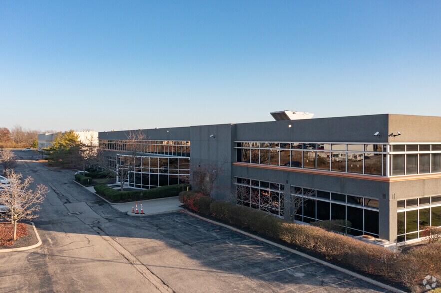 4393 Digital Way, Mason, OH à louer - Photo du bâtiment - Image 3 de 6