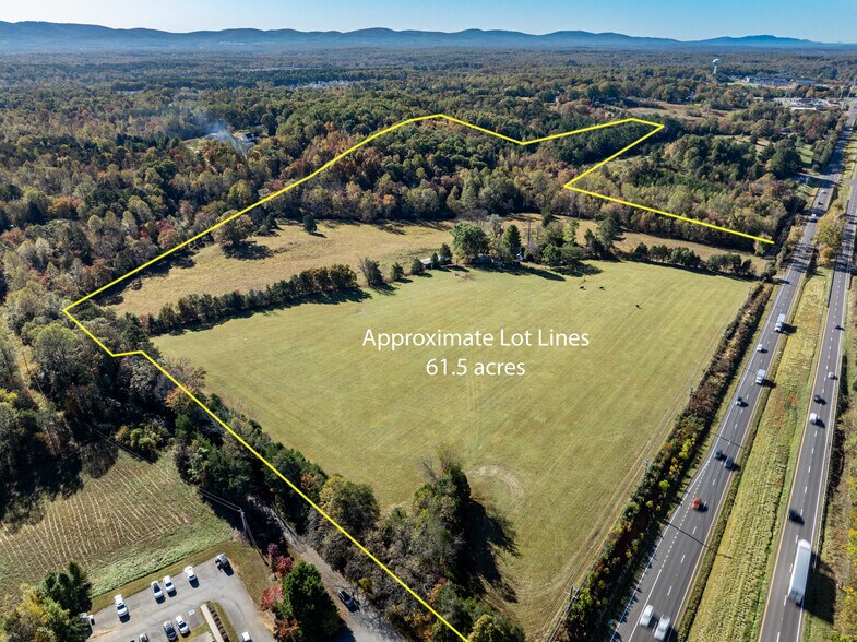 7634 Seminole Trl, Ruckersville, VA à vendre - Photo du bâtiment - Image 2 de 16