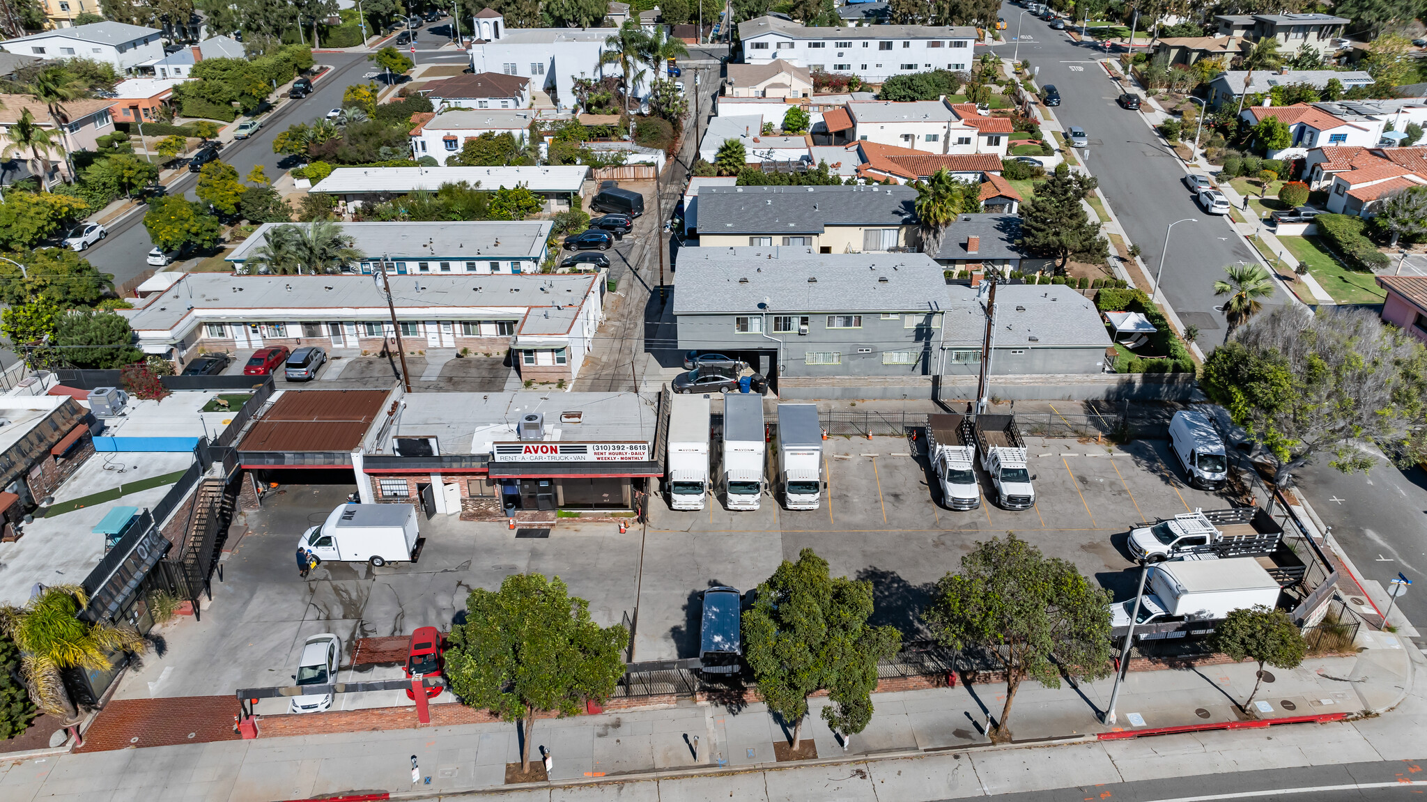 2401-2411 Lincoln Blvd, Santa Monica, CA à louer Photo du b timent- Image 1 de 3