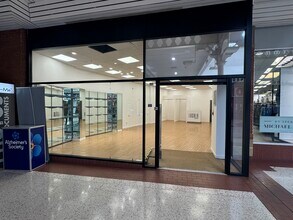 Emery Gate, Chippenham for lease Interior Photo- Image 2 of 5