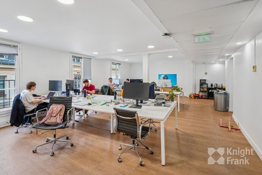 20 Rue Saint-Georges, Paris à louer - Photo intérieure - Image 3 de 9