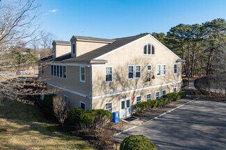 Plus de détails pour 2036 County Road 39, Southampton, NY - Bureau à vendre