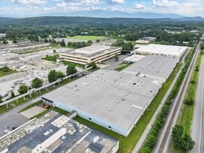 80-88 Boices Ln, Kingston, NY à louer Photo intérieure- Image 1 de 18