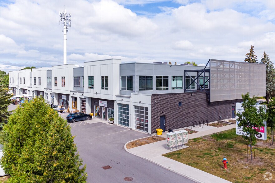 65 Denzil Doyle Crt, Ottawa, ON à vendre - Photo du bâtiment - Image 3 de 24