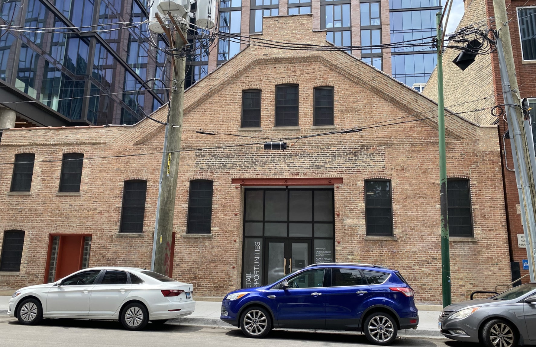 210-212 N Aberdeen St, Chicago, IL for lease Building Photo- Image 1 of 3