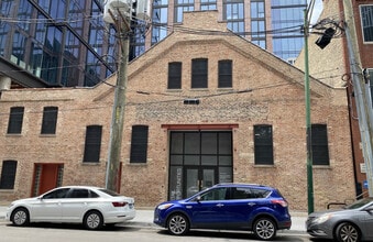 210-212 N Aberdeen St, Chicago, IL for lease Building Photo- Image 1 of 3